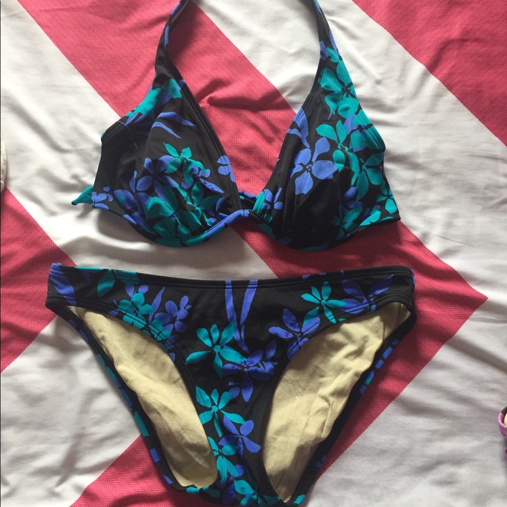 ⭐️ 2 items for $10!